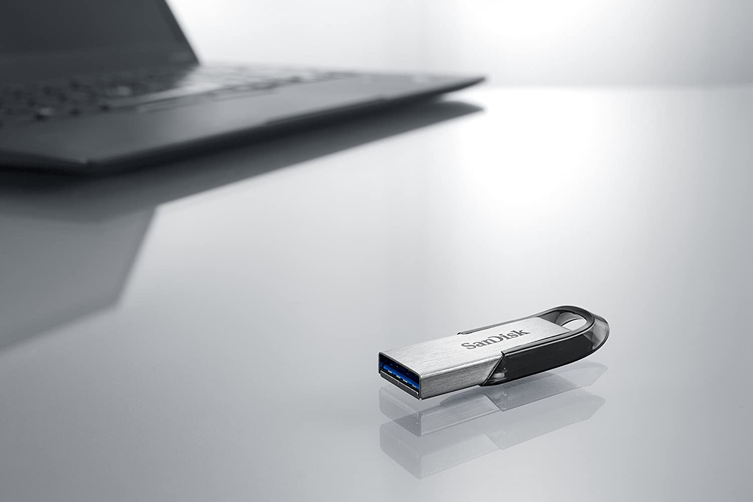 SANDISK 32GB ULTRA FLAIR USB 3.0 FLASH DRIVE-FLASH DRIVE-Makotek Computers